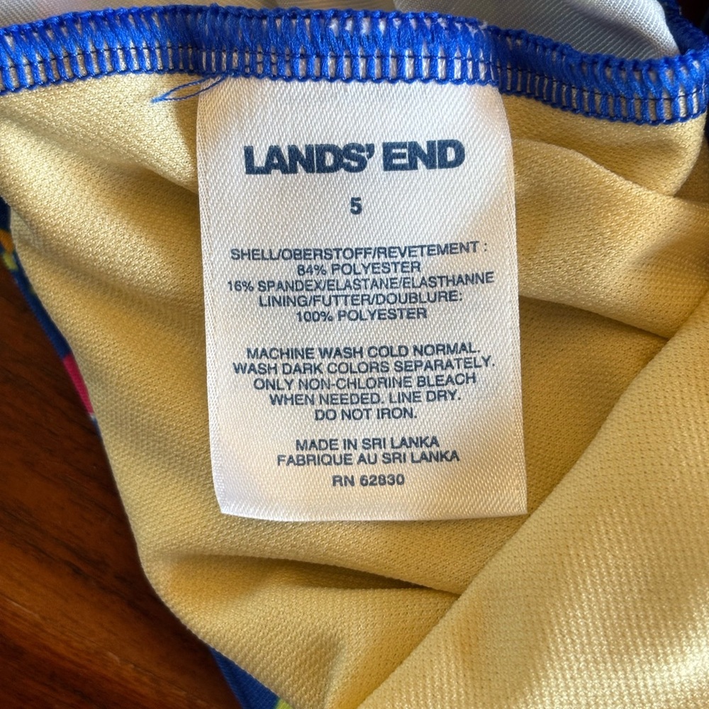 Lands' End Multicolor Heart Tankini Set - Picture 7 of 12